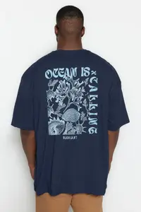 MAN Plus Size Navy Blue Oversized/Wide Cut Fluffy Text Printed 100% Cotton T-Shirt