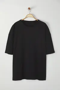 MAN Plus Size Black Oversized/Wide Cut Art Back Printed Knitting T-Shirt - Image 4