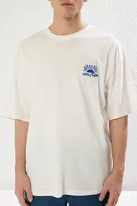 MAN Ecru Oversized/Wide Cut Printed 100% Cotton T-Shirt - Image 3