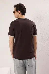 MAN Brown slim/Narrow Cut Sleeve Detailed Printed 100% Cotton T-Shirt - Image 2