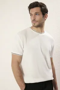 MAN White Regular/Normal Kesim textured Knitwear Banded T-Shirt - Image 2