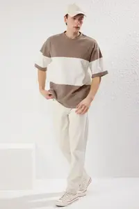 MAN Stone Oversized/Wide Cut Color Blocked textured T-Shirt - Image 3