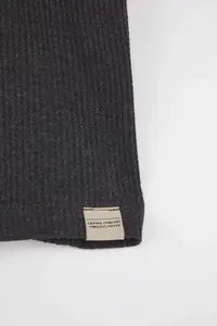 MAN Anthracite Oversized/Wide Cut Color Blocked textured T-Shirt - Image 10