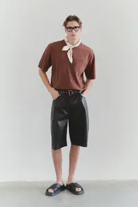 MAN Brick Rejection Oversized/Wide Cut Pocket Detail Tok Material 100% Cotton T-Shirt