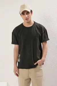 MAN Black Oversized/Wide Cut Printed T-Shirt with Stitching Detail - Image 3