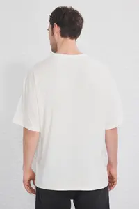 MAN Ecru-Black Oversized/Wide Cut 2 Sets Package Stripe Printed 100% Cotton T-Shirt - Image 5