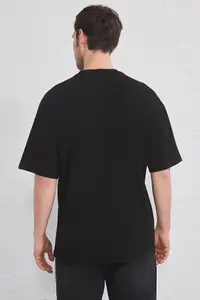 MAN Ecru-Black Oversized/Wide Cut 2 Sets Package Stripe Printed 100% Cotton T-Shirt - Image 7