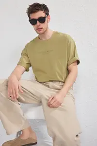 MAN Khaki-Black Oversized/Wide Cut 2 Sets Package Text Printed 100% Cotton T-Shirt - Image 6