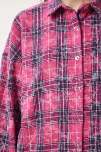 Happiness İstanbul Women's Dark Pink Checkered Jacquard Raised Woven Shirt - Image 6