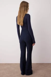 TRENDYOLMİLLA Navy Blue flared leg Flare Bootcut Weaving Dress Pants - Image 4