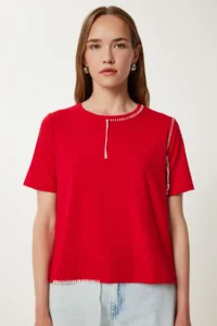 Happiness İstanbul Women's Red Contrast Stitching Detailed Knitted T-Shirt - Image 3