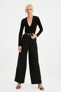 TRENDYOLMİLLA Black Deep V-Neck snaps Knitting Bodysuit .D.0084 - Image 3