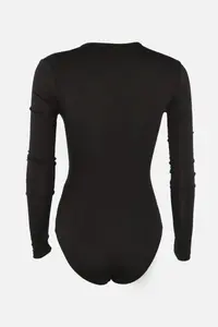 TRENDYOLMİLLA Black Deep V-Neck snaps Knitting Bodysuit .D.0084 - Image 7