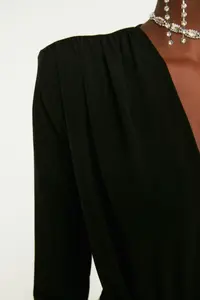 TRENDYOLMİLLA Black Double breasted Yaka Knitting Bodysuit .D.0161 - Image 4