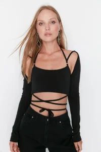 TRENDYOLMİLLA Black Piping Detailed Blouse - Image 3
