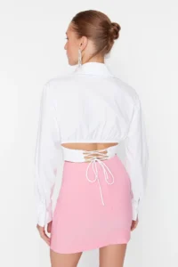 TRENDYOLMİLLA Ecru Crop Lined Corset Detailed Weaving Poplin Shirt - Image 3