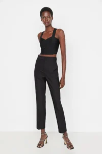 TRENDYOLMİLLA Black skinny Leg Weaving Pants - Image 3