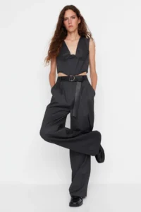 TRENDYOLMİLLA Anthracite Plenty of Hem Weaving Pants - Image 4