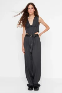 TRENDYOLMİLLA Anthracite Plenty of Hem Weaving Pants - Image 6