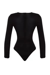TRENDYOLMİLLA Black Cut Out/Window Detailed Knitting Bodysuit .D.00000 - Image 8