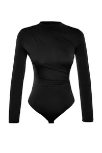TRENDYOLMİLLA Black Fitted Collar Detailed Bodysuit .D.00008 - Image 8