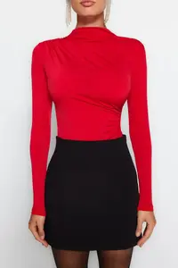 TRENDYOLMİLLA Red Close-fitting Collar Detailed Bodysuit .D.00008 - Image 5
