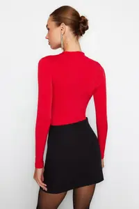 TRENDYOLMİLLA Red Close-fitting Collar Detailed Bodysuit .D.00008 - Image 7