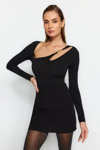 TRENDYOLMİLLA Black Bodysuit with accessories Knitting Bodysuit .D.00032