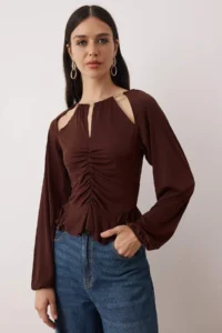 TRENDYOLMİLLA Dark Brown Window/Cut Out Detailed with accessories Knitting Blouse