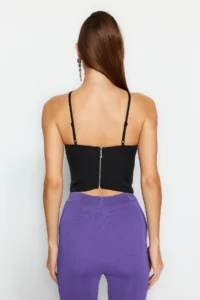 TRENDYOLMİLLA Black Crop Tassel Detailed Weaving Blouse - Image 10