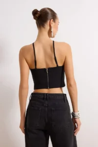 TRENDYOLMİLLA Black Crop Tassel Detailed Weaving Blouse - Image 4