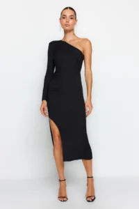 TRENDYOLMİLLA Black Fitted Knitting Chic Evening Gown Gece Graduation Dress