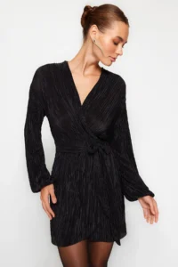 TRENDYOLMİLLA Black Belted A-Kesim Lined pleated Knitting Short Chic Evening Gown Gece Graduation Dress - Image 2