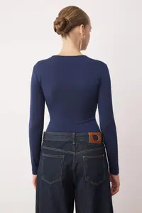 TRENDYOLMİLLA Navy Blue Knitting Lace Collar Detailed Bodysuit .D.00007 - Image 4