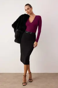 TRENDYOLMİLLA Plum Knitting Lace Collar Detailed Bodysuit .D.00007