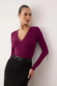 TRENDYOLMİLLA Plum Knitting Lace Collar Detailed Bodysuit .D.00007 - Image 2