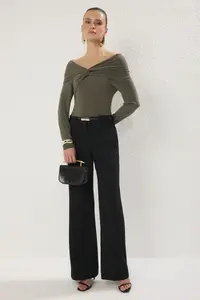 TRENDYOLMİLLA Khaki Asymmetric Yaka Knitting Bodysuit .D.00009 - Image 3