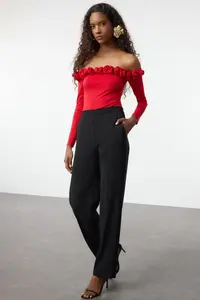TRENDYOLMİLLA Red Rose Detailed Knitting Bodysuit .D.00015 - Image 2