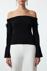 TRENDYOLMİLLA Black Carmen Collar Binding Detailed Spanish Arm Knitting Chic Blouse - Image 5