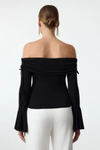 TRENDYOLMİLLA Black Carmen Collar Binding Detailed Spanish Arm Knitting Chic Blouse - Image 7