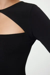TRENDYOLMİLLA Black Cut Out/Window Detailed Knitting Chic Evening Gown Night Graduation Dress - Image 4