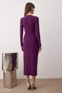 TRENDYOLMİLLA Dark Purple Fitted V-neck Knitting Chic Dress - Image 4