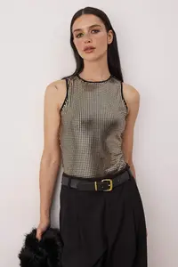 TRENDYOLMİLLA Gold Crew Neck Knitting Sequin snaps Bodysuit .D.00002
