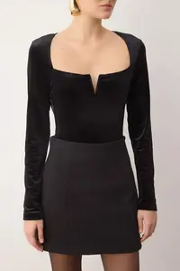 TRENDYOLMİLLA Black Square Neck Knitting Velvet Bottom snaps Bodysuit .D.00009 - Image 3