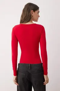 TRENDYOLMİLLA Red tied up Asymmetric Yaka Knitting Bodysuit .D.00023 - Image 4