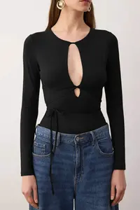 TRENDYOLMİLLA Black Plain V-neck LONG Knitting Sandy Bodysuit .D.00028 - Image 3