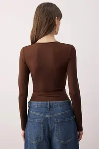 TRENDYOLMİLLA Brown Deep V-neck tied up Knitting Party Bodysuit .D.00028 - Image 4