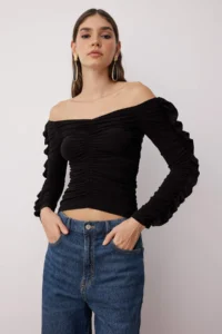 TRENDYOLMİLLA Black Plain Carmen Collar LONG Knitting Sandy Party Blouse - Image 2