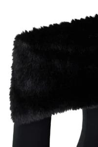 TRENDYOLMİLLA Black Faux Fur Carmen Collar Knitting Party Blouse - Image 6