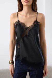 TRENDYOLMİLLA Black Lace Detailed Asymmetric Kesim Satin Blouse - Image 3